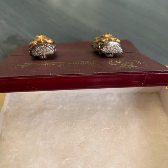 Clip on earrings - Picture 4 of 6